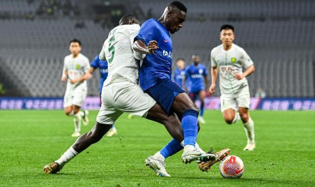 博鱼-场外风波影响状态？国安双外援中卫终结申花5连胜