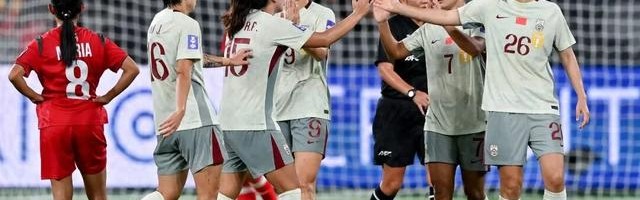 博鱼官网-中国女足首战“有惊无险”开门红，一场让人不敢乐观的胜利|孟加拉国队|张睿|米利西奇|中央海岸水手|女足亚洲杯_新浪体育_新浪新闻