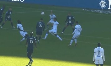 【法甲】姆巴佩破门索莱尔传射 巴黎5比0欧塞尔