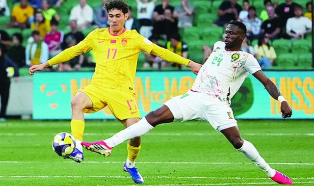 国足被“非洲雄狮”上了一课|喀麦隆队|扬子晚报|中国男足|拜合拉木|邵佳一_新浪体育_新浪新闻